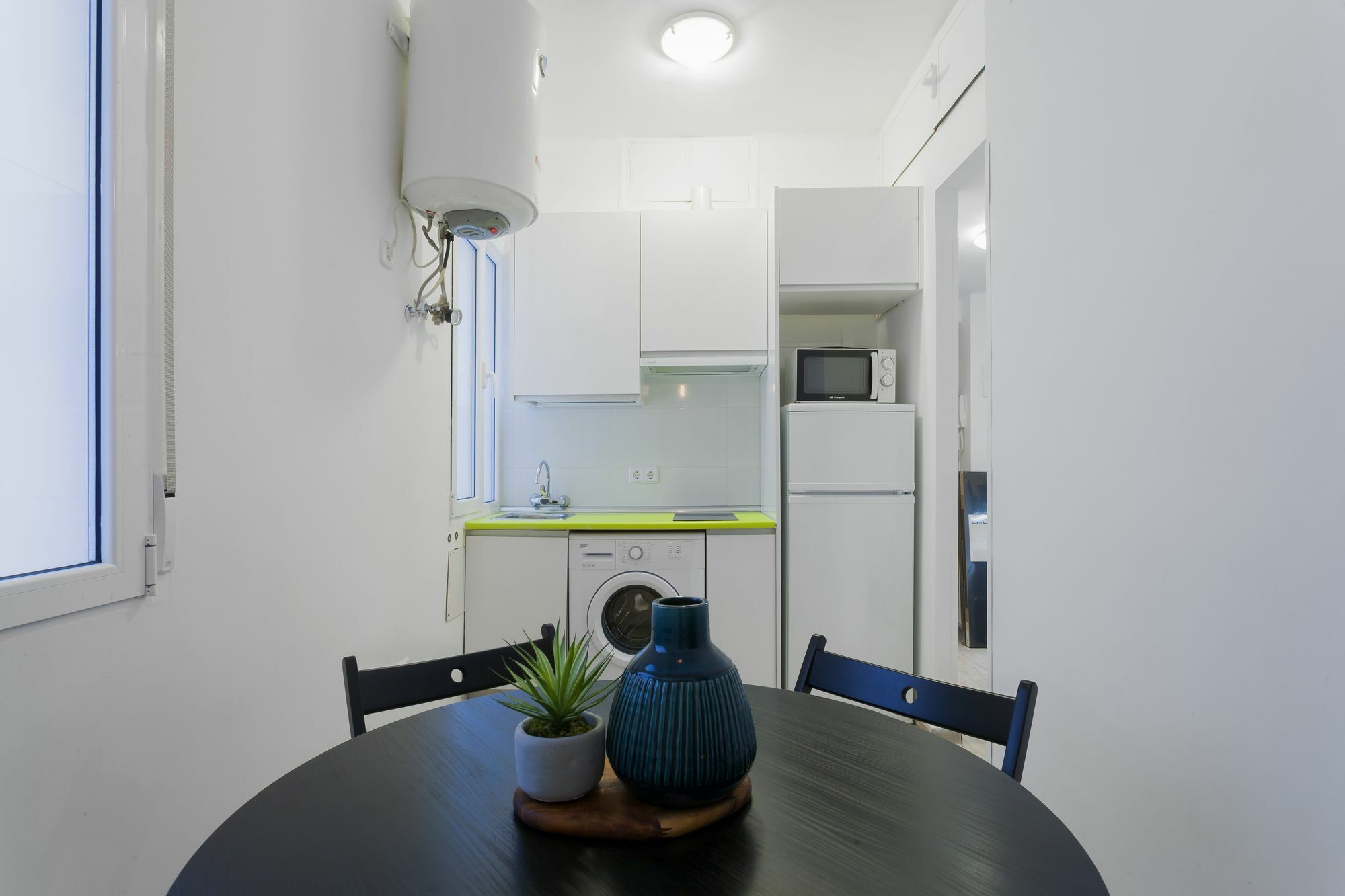 Dobo Rooms Ronda De Segovia Мадрид Екстериор снимка