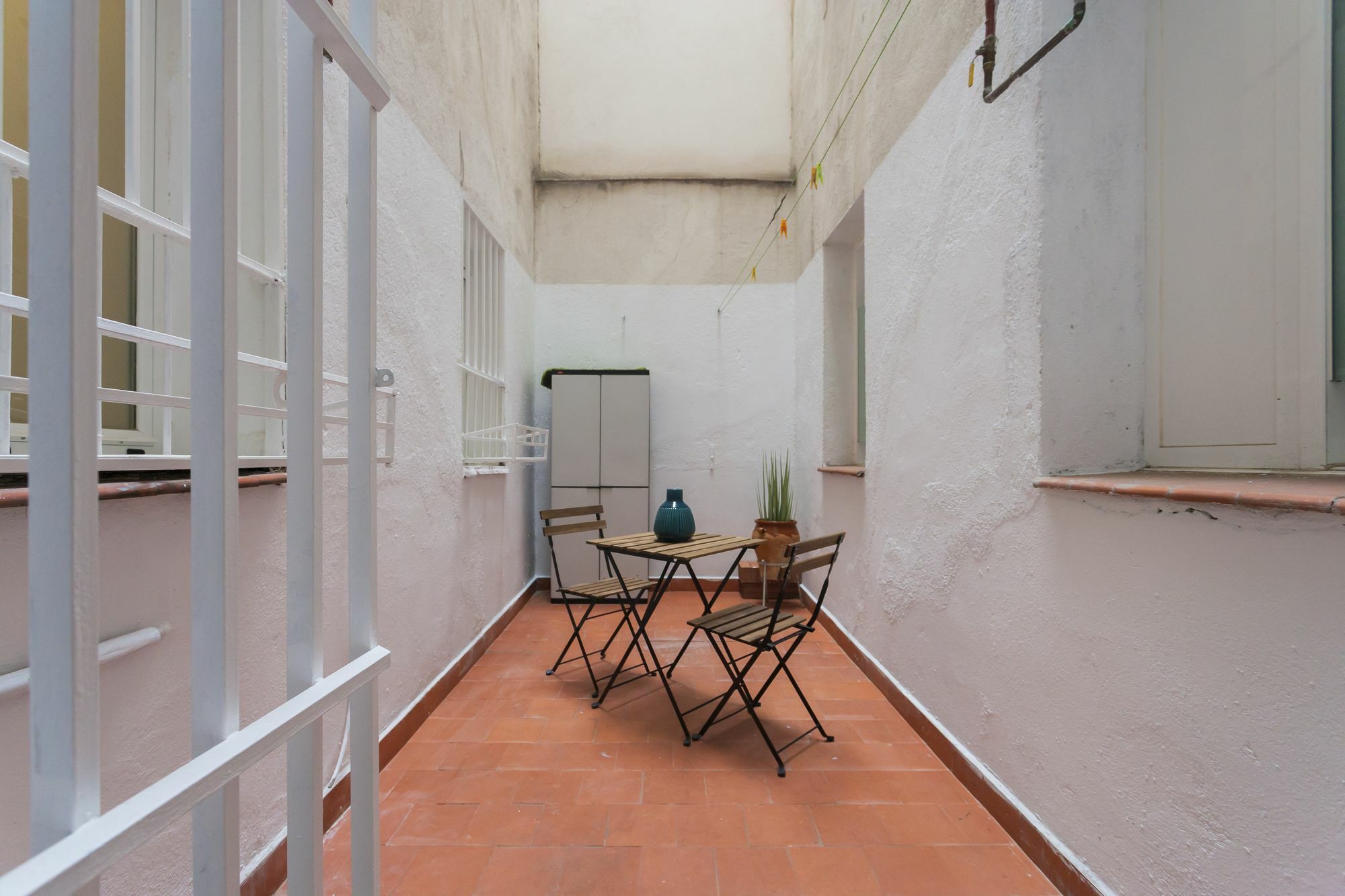 Dobo Rooms Ronda De Segovia Мадрид Екстериор снимка