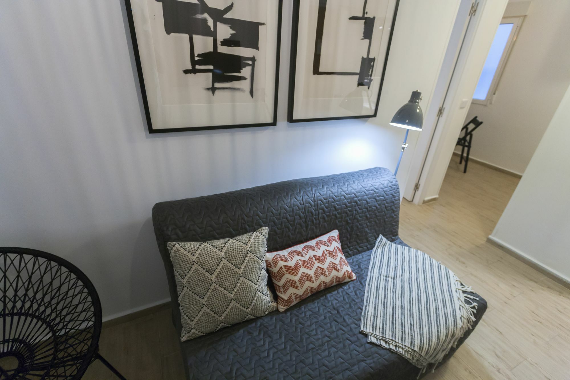 Dobo Rooms Ronda De Segovia Мадрид Екстериор снимка